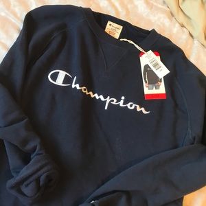 BRAND NEW Champion Sweatshirt - never worn